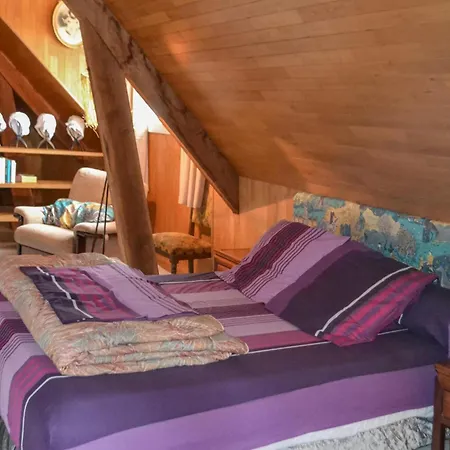 Holiday home Cozy In Saint-pardoux-la-rivie With Wifi