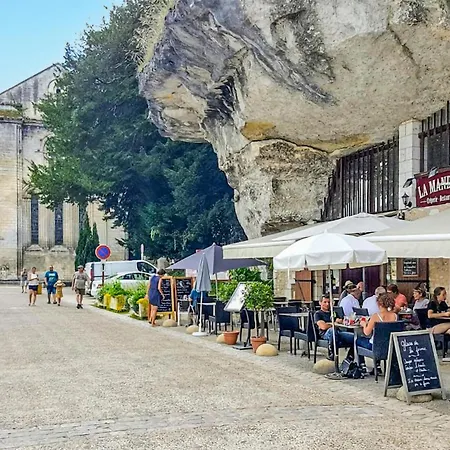 Cozy In Saint-pardoux-la-rivie With Wifi Holiday home Saint-Saud-Lacoussiere