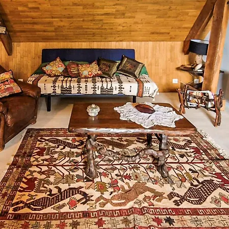 Prázdninový dům 3 Bedroom Stunning In Saud Lacoussiere *